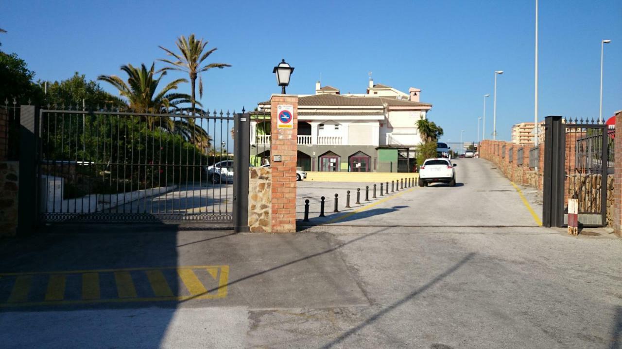 Luxury In The Beach, Lubina Sol Ла Кала де Михас Екстериор снимка